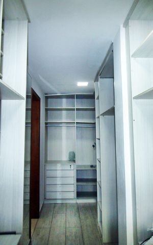 Casa à venda com 247m², 4 quartos e 5 vagasCloset da suíte