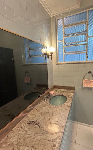 Apartamento à venda com 64m², 2 quartos e sem vagaBanheiro