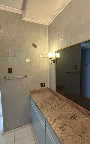 Apartamento à venda com 64m², 2 quartos e sem vagaBanheiro