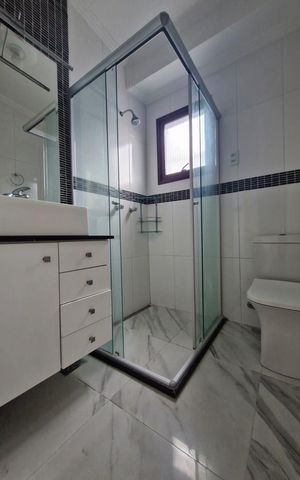 Apartamento à venda com 60m², 2 quartos e 1 vaga Apartamento à venda com 60m², 2 quartos e 1 vagaBanheiro