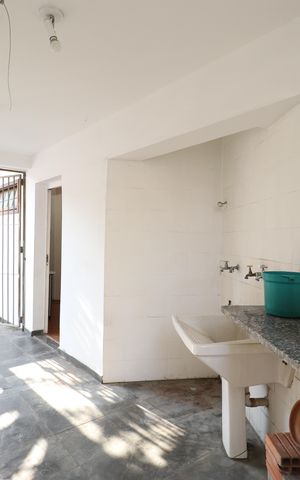 Casa à venda com 340m², 3 quartos e 4 vagasQuintal e área de serviço