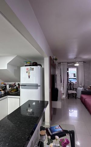 Casa de condomínio à venda com 118m², 3 quartos e 2 vagas Casa de condomínio à venda com 118m², 3 quartos e 2 vagasSala