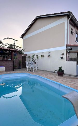 Casa de condomínio à venda com 118m², 3 quartos e 2 vagas Casa de condomínio à venda com 118m², 3 quartos e 2 vagasÁrea externa