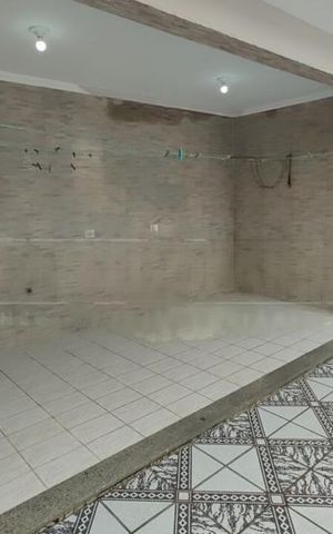 Casa à venda com 200m², 3 quartos e 8 vagas