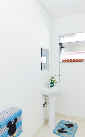 Casa para alugar com 357m², 3 quartos e 2 vagasBanheiro Social
