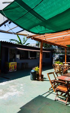Casa à venda com 250m², 3 quartos e 6 vagasGaragem