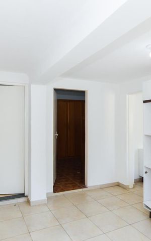 Casa à venda com 250m², 3 quartos e 6 vagasCozinha