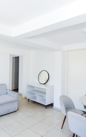 Casa à venda com 250m², 3 quartos e 6 vagasSala