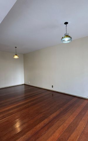Apartamento para alugar com 210m², 4 quartos e 2 vagas