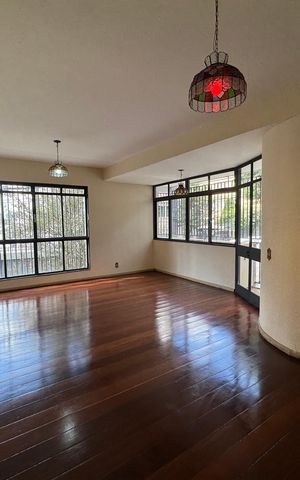 Apartamento para alugar com 210m², 4 quartos e 2 vagas