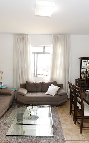 Apartamento à venda com 74m², 3 quartos e 1 vaga Apartamento à venda com 74m², 3 quartos e 1 vagaSala