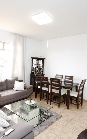 Apartamento à venda com 74m², 3 quartos e 1 vaga Apartamento à venda com 74m², 3 quartos e 1 vagaSala