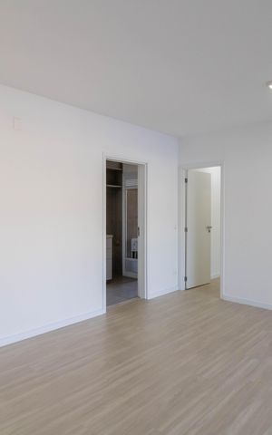 Apartamento à venda com 93m², 3 quartos e 2 vagas Apartamento à venda com 93m², 3 quartos e 2 vagasSala