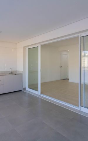 Apartamento à venda com 93m², 3 quartos e 2 vagas Apartamento à venda com 93m², 3 quartos e 2 vagasVaranda Gourmet