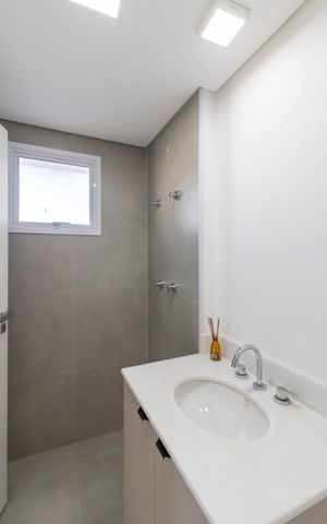 Apartamento à venda com 93m², 3 quartos e 2 vagas Apartamento à venda com 93m², 3 quartos e 2 vagasSuíte