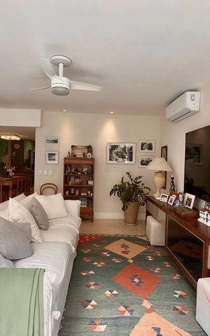 Apartamento à venda com 144m², 3 quartos e 1 vaga Apartamento à venda com 144m², 3 quartos e 1 vagaSala