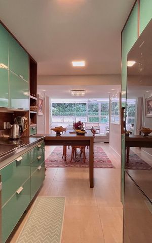 Apartamento à venda com 144m², 3 quartos e 1 vaga Apartamento à venda com 144m², 3 quartos e 1 vagaCozinha