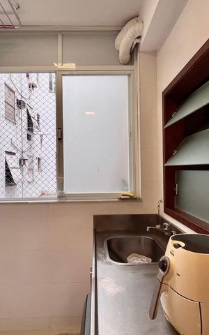 Apartamento à venda com 144m², 3 quartos e 1 vaga Apartamento à venda com 144m², 3 quartos e 1 vagaÁrea de Serviço