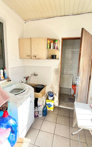 Casa à venda com 350m², 3 quartos e 2 vagas Casa à venda com 350m², 3 quartos e 2 vagasÁrea de Serviço