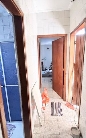 Casa à venda com 350m², 3 quartos e 2 vagas Casa à venda com 350m², 3 quartos e 2 vagasCorredor