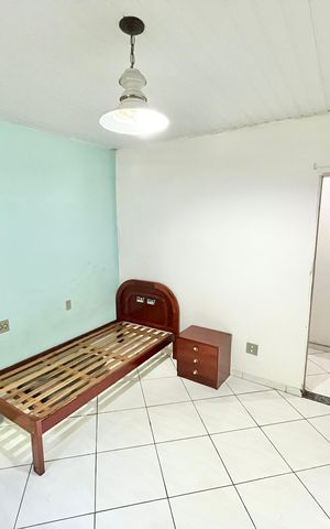 Casa à venda com 350m², 3 quartos e 2 vagas Casa à venda com 350m², 3 quartos e 2 vagasQuarto 1