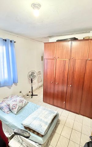Casa à venda com 350m², 3 quartos e 2 vagas Casa à venda com 350m², 3 quartos e 2 vagasQuarto 3 - Suíte