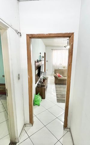 Casa à venda com 350m², 3 quartos e 2 vagas Casa à venda com 350m², 3 quartos e 2 vagasCorredor