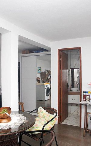 Casa à venda com 98m², 2 quartos e sem vagaEdícula - Sala / Cozinha
