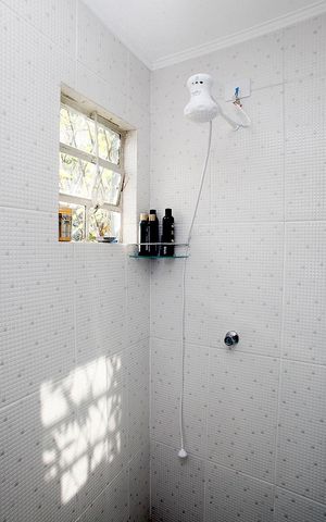 Casa à venda com 98m², 2 quartos e sem vagaBanheiro 1