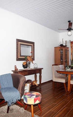 Casa à venda com 98m², 2 quartos e sem vagaSala
