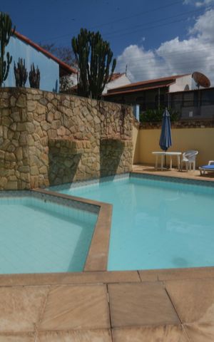 Apartamento à venda com 300m², 4 quartos e 2 vagasÁrea comum - Piscina