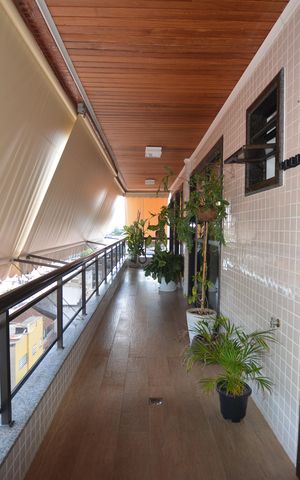 Apartamento à venda com 300m², 4 quartos e 2 vagasVaranda da Sala