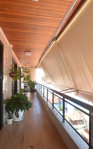 Apartamento à venda com 300m², 4 quartos e 2 vagasVaranda da Sala