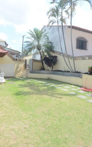 Apartamento à venda com 300m², 4 quartos e 2 vagasÁrea comum - Churrasqueira