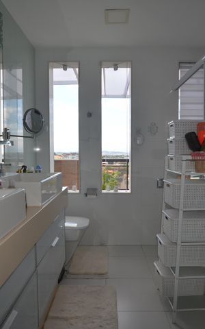 Apartamento à venda com 300m², 4 quartos e 2 vagasBanheiro da Suíte 4