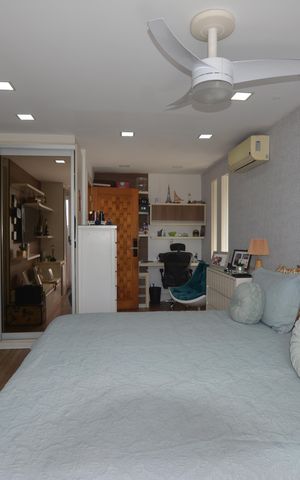 Apartamento à venda com 300m², 4 quartos e 2 vagasQuarto 4 Suite