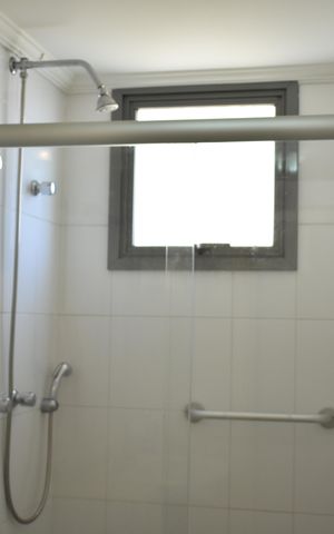 Apartamento à venda com 107m², 3 quartos e 2 vagasBanheiro da Suíte