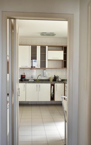 Apartamento à venda com 107m², 3 quartos e 2 vagasCozinha
