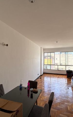 Apartamento à venda com 90m², 3 quartos e 1 vaga Apartamento à venda com 90m², 3 quartos e 1 vagaSala