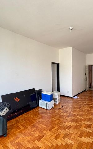 Apartamento à venda com 90m², 3 quartos e 1 vaga Apartamento à venda com 90m², 3 quartos e 1 vagaSala