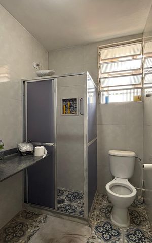 Apartamento à venda com 90m², 3 quartos e 1 vaga Apartamento à venda com 90m², 3 quartos e 1 vagaBanheiro social