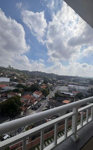 Apartamento à venda com 47m², 2 quartos e 1 vaga Apartamento à venda com 47m², 2 quartos e 1 vagaVaranda