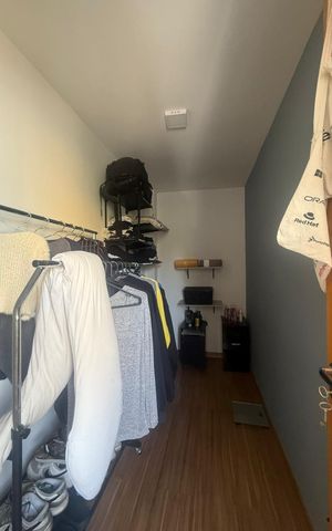 Apartamento à venda com 78m², 3 quartos e 2 vagas Apartamento à venda com 78m², 3 quartos e 2 vagasCloset
