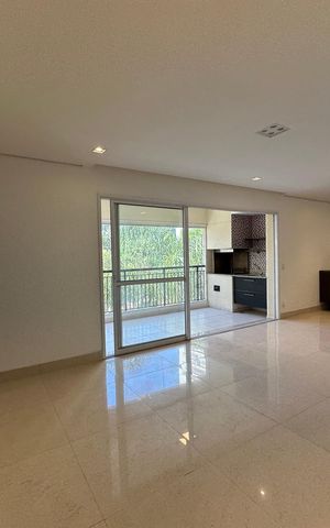 Apartamento para alugar com 144m², 3 quartos e 2 vagas Apartamento para alugar com 144m², 3 quartos e 2 vagasSala