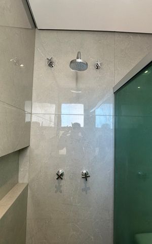 Apartamento para alugar com 144m², 3 quartos e 2 vagas Apartamento para alugar com 144m², 3 quartos e 2 vagasBanheiro da Suíte 2