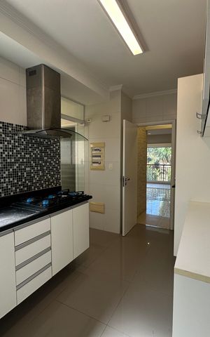 Apartamento para alugar com 144m², 3 quartos e 2 vagas Apartamento para alugar com 144m², 3 quartos e 2 vagasCozinha
