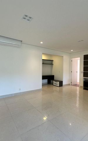 Apartamento para alugar com 144m², 3 quartos e 2 vagas Apartamento para alugar com 144m², 3 quartos e 2 vagasSala