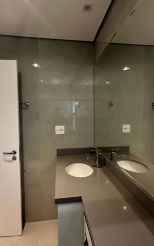Apartamento para alugar com 144m², 3 quartos e 2 vagas Apartamento para alugar com 144m², 3 quartos e 2 vagasBanheiro da Suíte 3