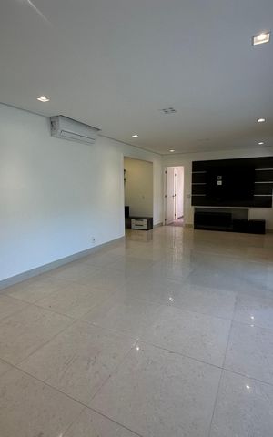 Apartamento para alugar com 144m², 3 quartos e 2 vagas Apartamento para alugar com 144m², 3 quartos e 2 vagasSala
