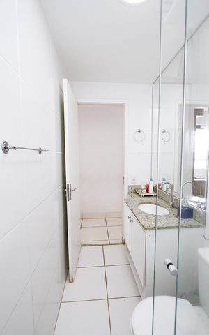 Apartamento à venda com 71m², 3 quartos e 2 vagasBanheiro Social
